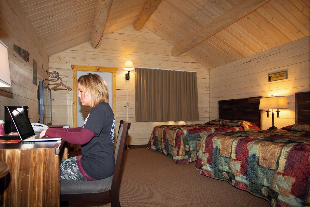 Young's Motel