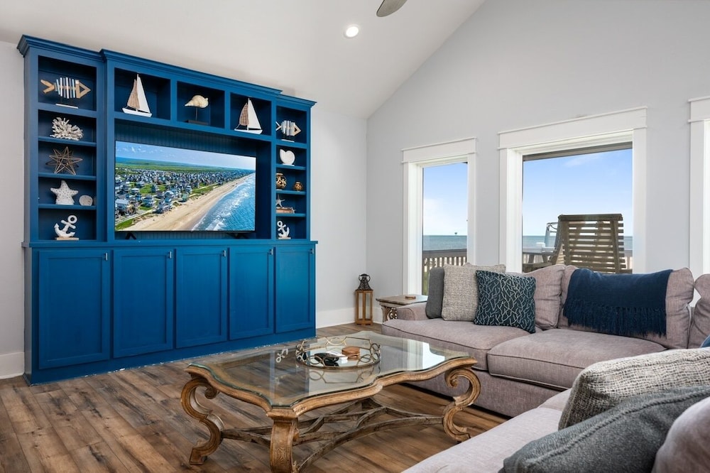 Deja Blue 2 3 Bedroom Home