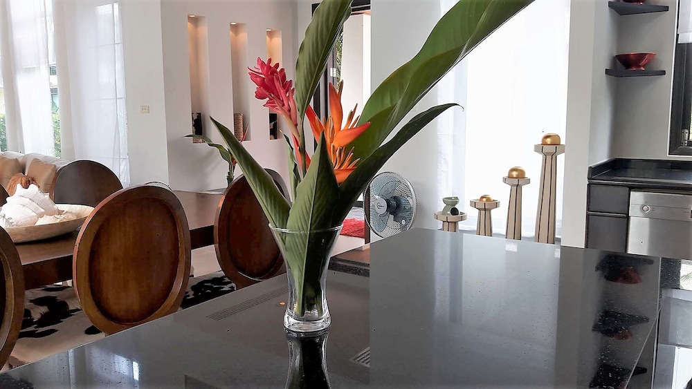 Private Pool Villas Phuket - Mandala Arnalia