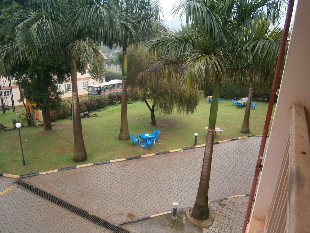 Photo 7