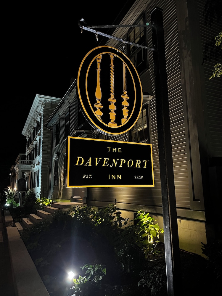 Portsmouth Vacations - The Davenport Inn - Property Image 21
