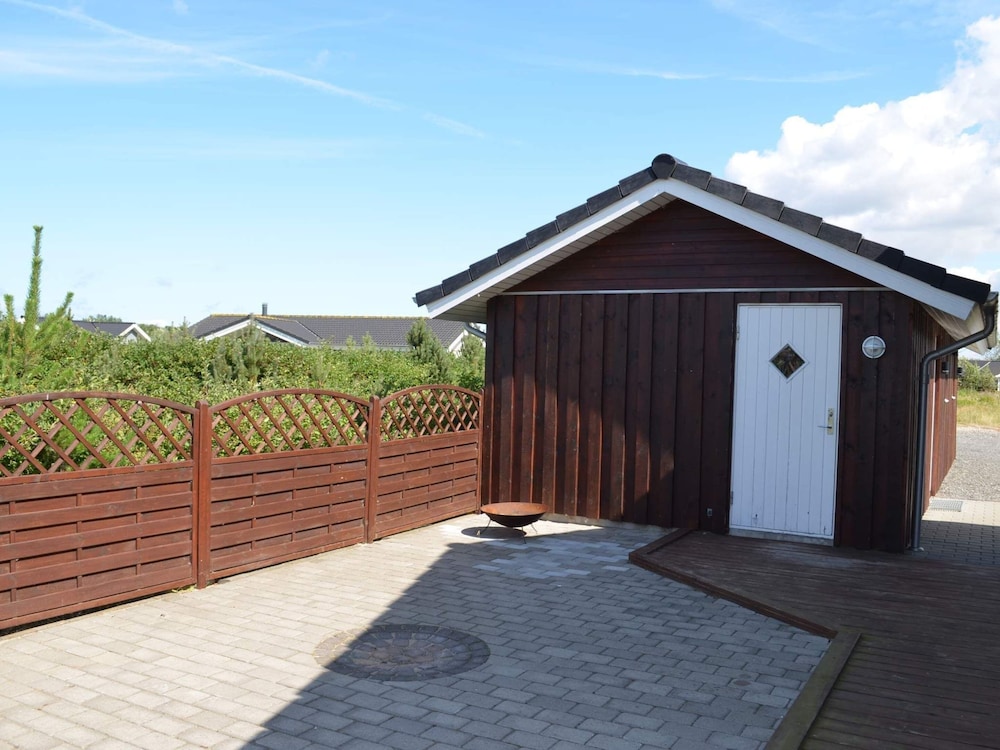 Luxurious Retreat With Spa and Sauna-by Traum view 5