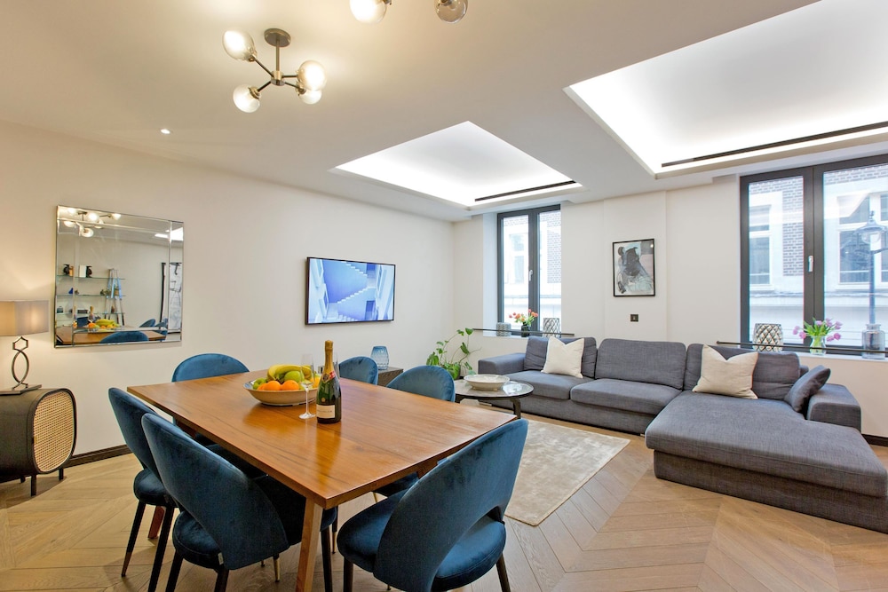 2-bed Superior Apt 103