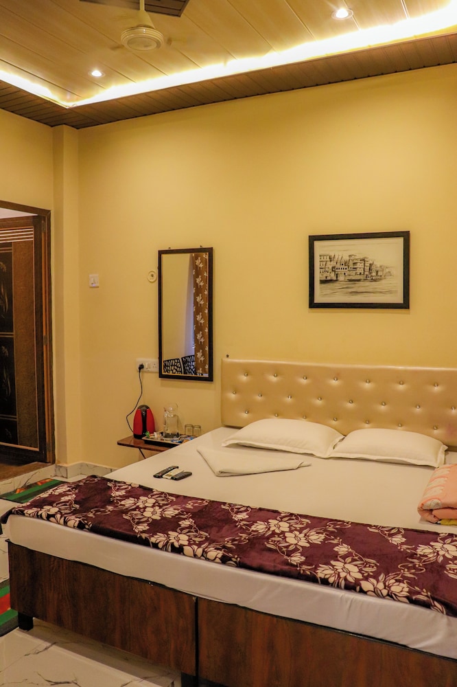 The Ganga Grand PG