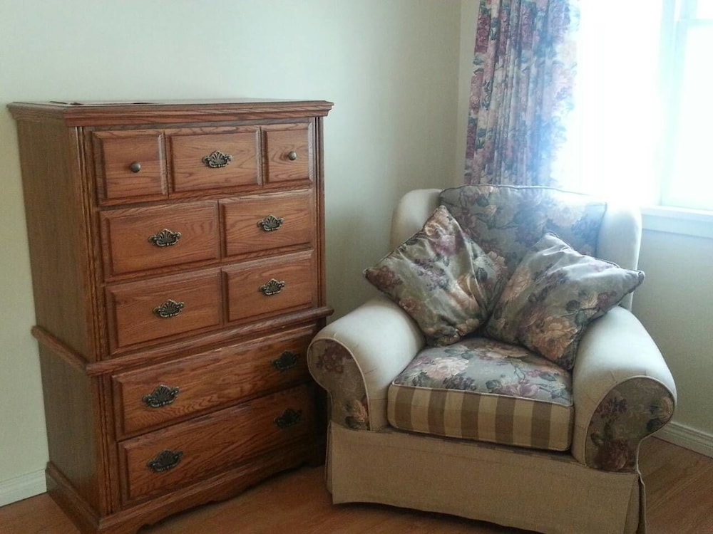 Kelowna Okanagan Lake Hostel - Image 4