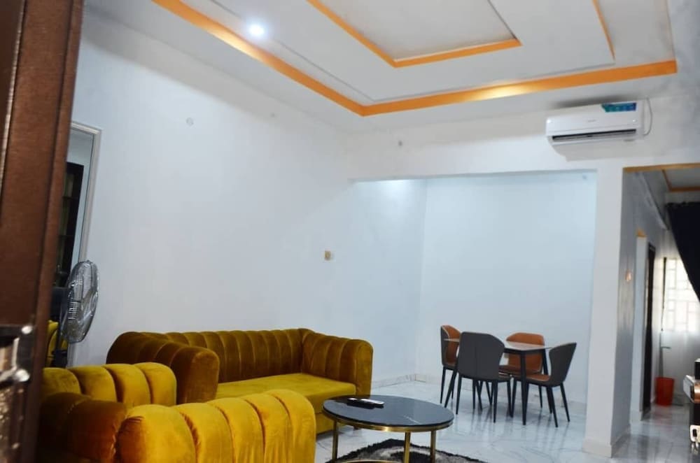 OceanWinds Royal Apartments