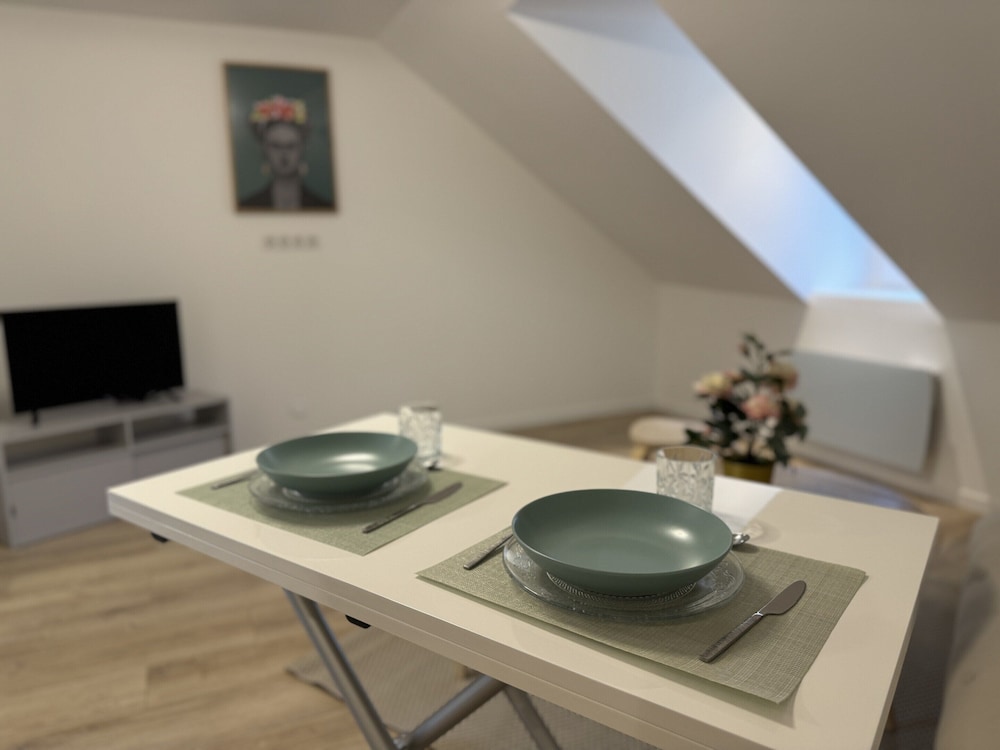 Modern Comfort in the Heart of Le Mans