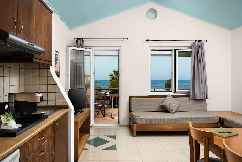 Platanias Vacations - Maleme Mare Beach Resort Hotel - Property Image 48