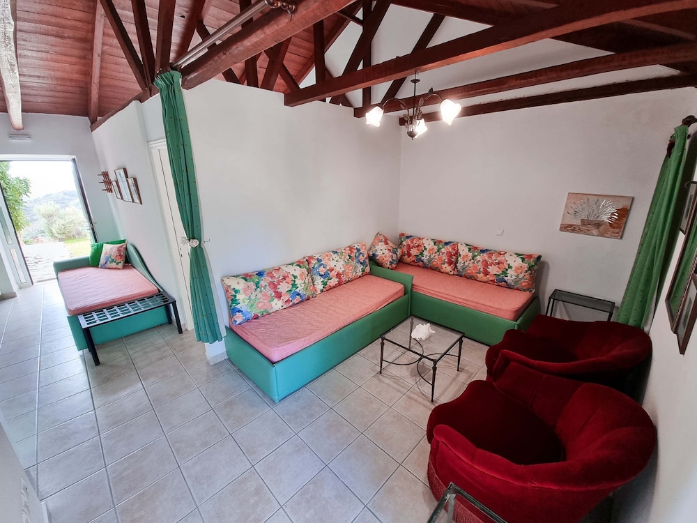 Secret Garden Hideaway in Kefalonia