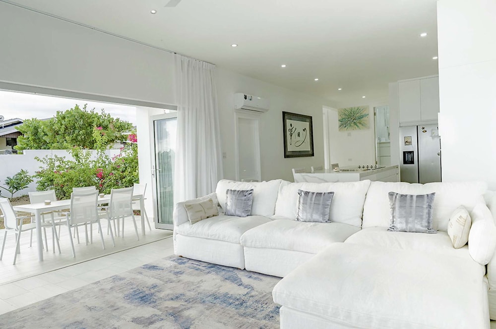 Lilypad Luxurious Cliffside Villa With Stunning Sea Views
