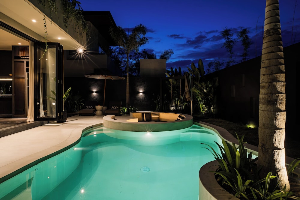 Villa Bōld x Gold At Bōld- Luxury Villas