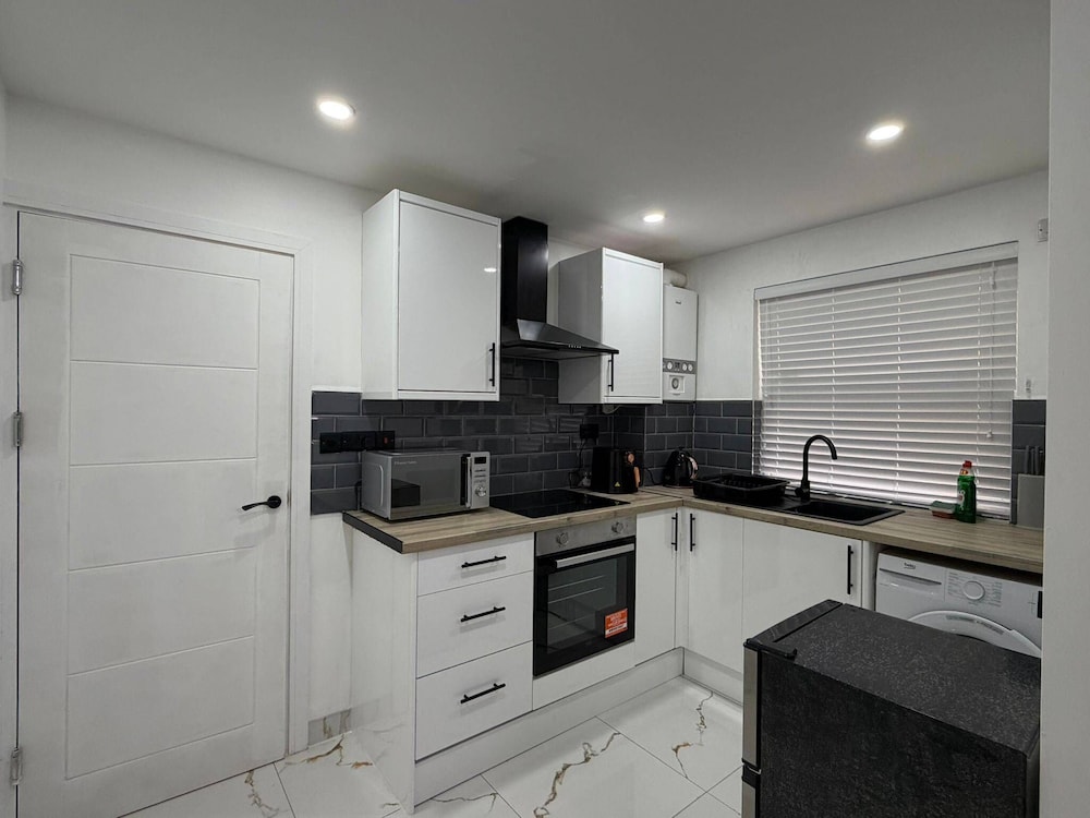 City Center Cardiff Apartment - 2 Bedrooms
