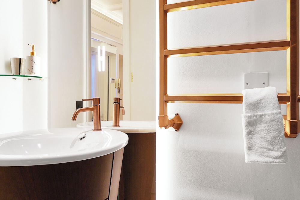 Ennismore Garden Flat