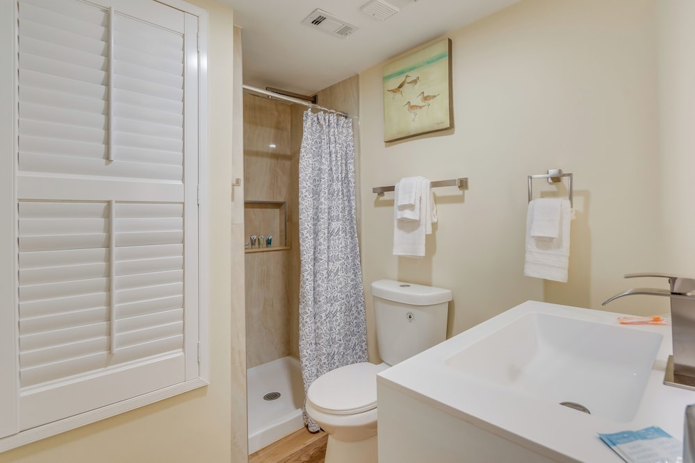 Destin Waterfront Home in Resort: Walk to Beach!