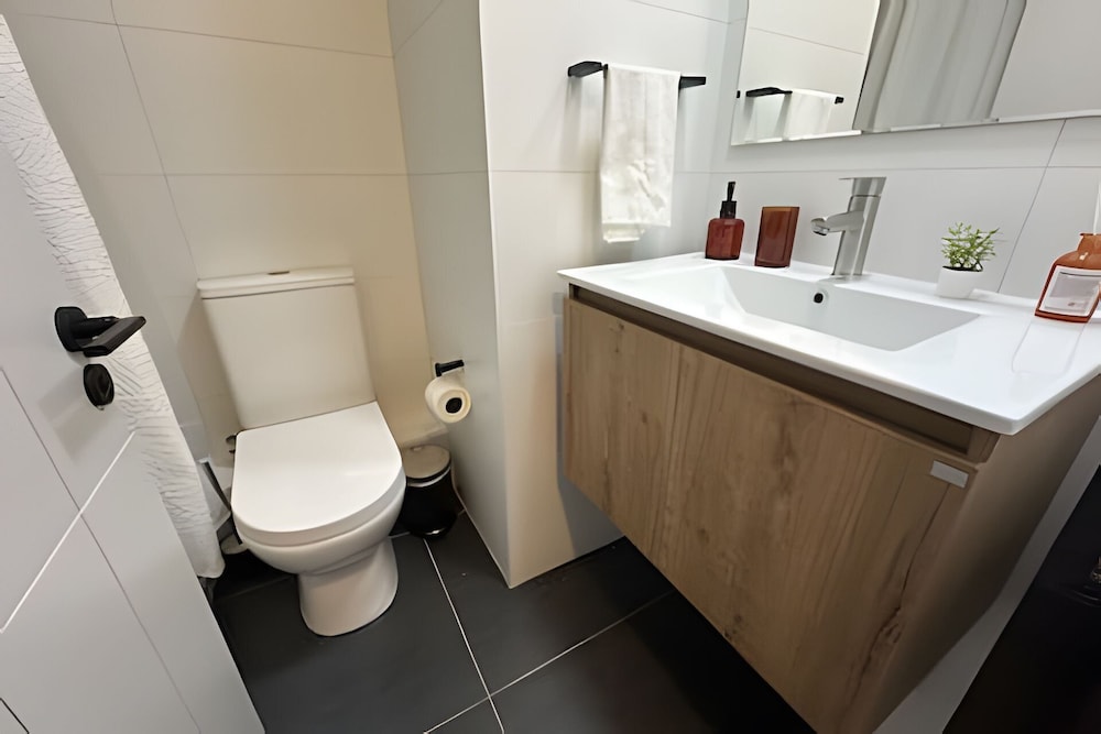 Oceana Suites San Eugenio