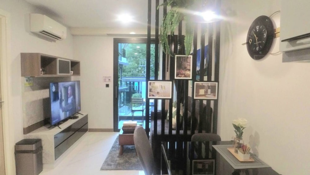B307 - 1 Bedroom Condo Pool View Near Ao Nang Beach