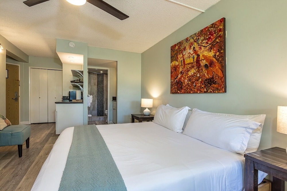 Maui Banyan T308 2 Bedroom Condo