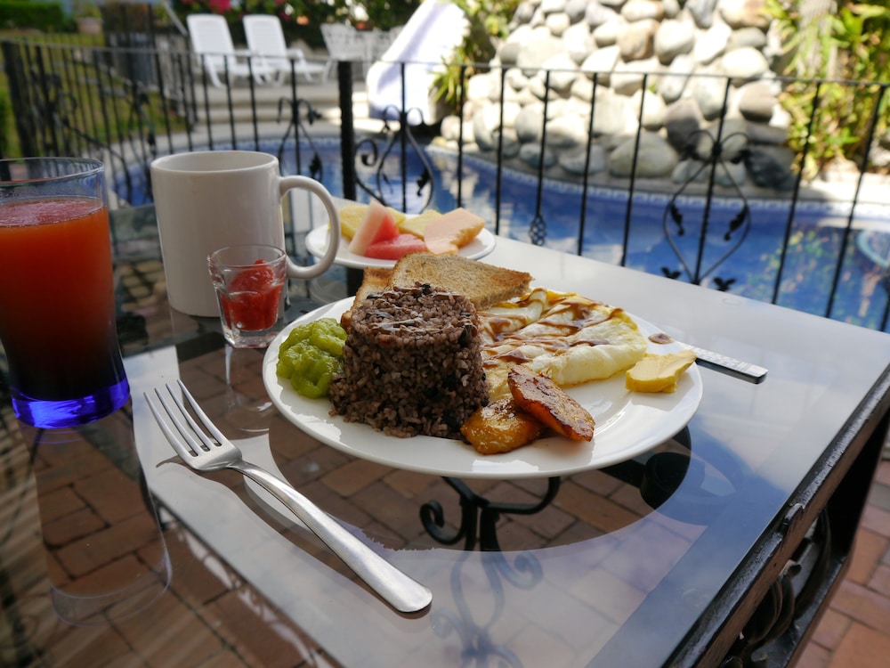 Santo Tomas Hotel - Property Image 48