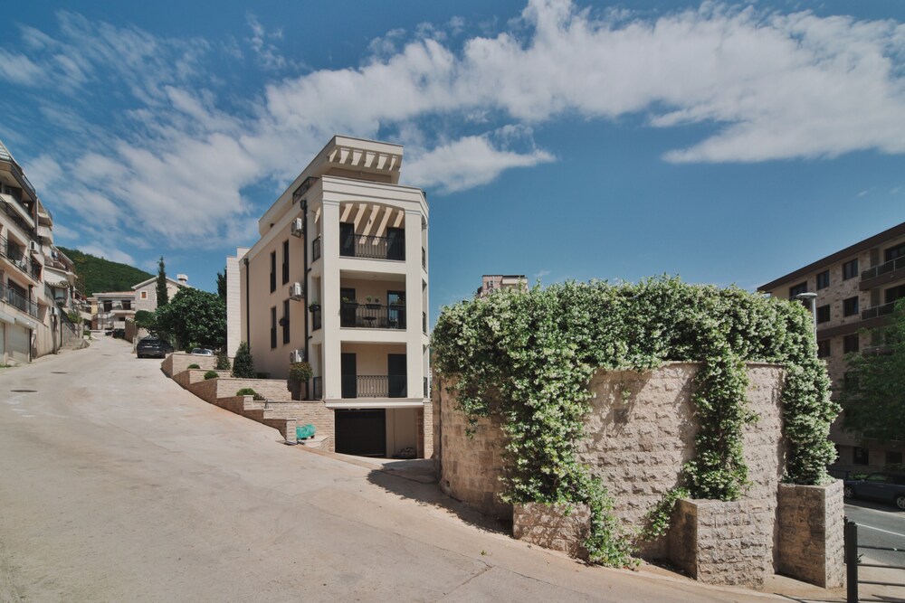 Salus Hill Condo view 5