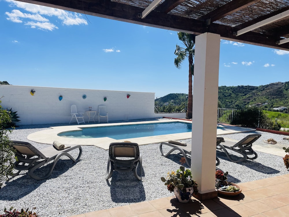 Cortijo Mira con Piscina Privada by At Home Costa