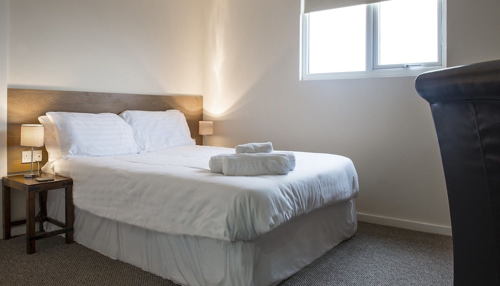 Cargo Cafe Apartments