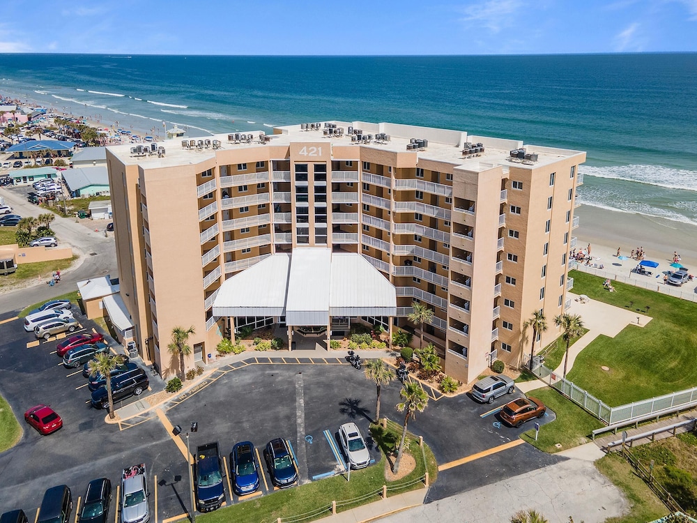Oceania Plaza 405