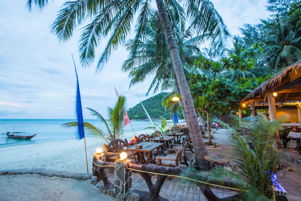 Bottle Beach 1 Resort