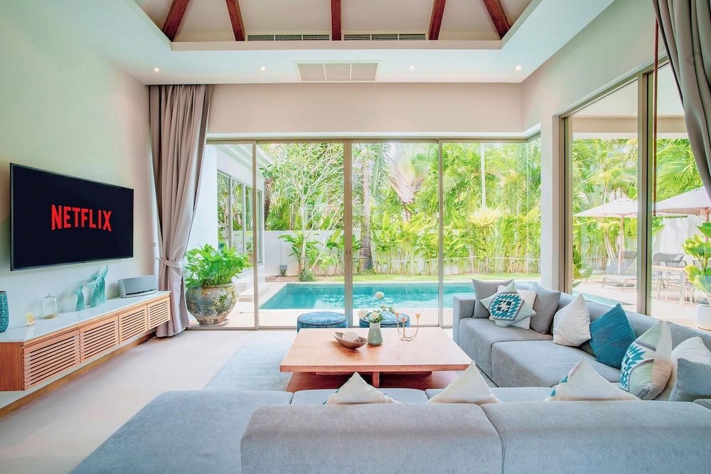Trichada Stylish Private Pool Villa 3, Bang Tao