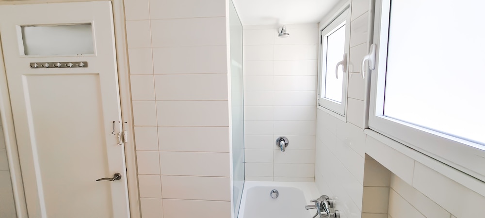 Modern Apt Rothschild Very Central TL7