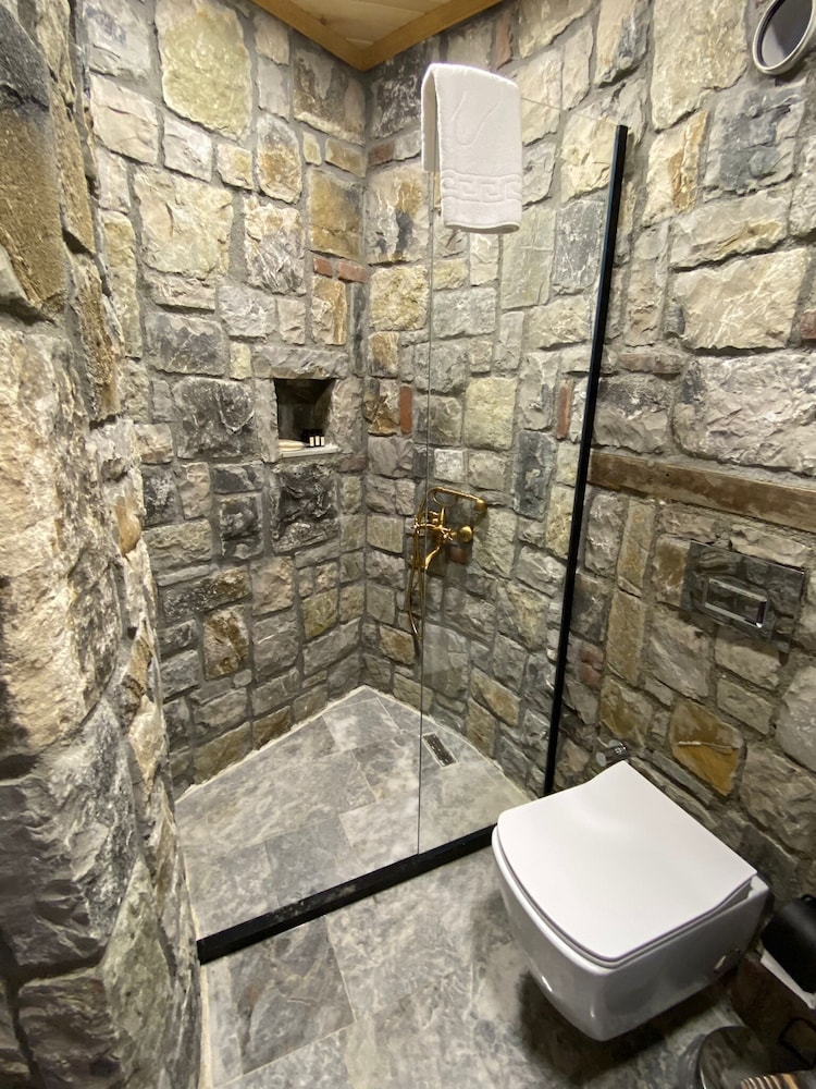 Photo 51