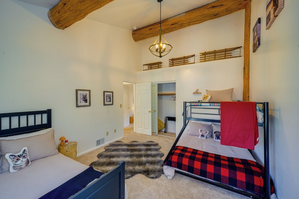 Pinon Pines Vacation Rental: Hike, Bike & Atv! view 4