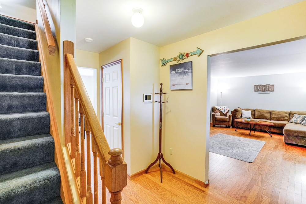 Mtn Views & Private Yard: Retreat in Cornwallville