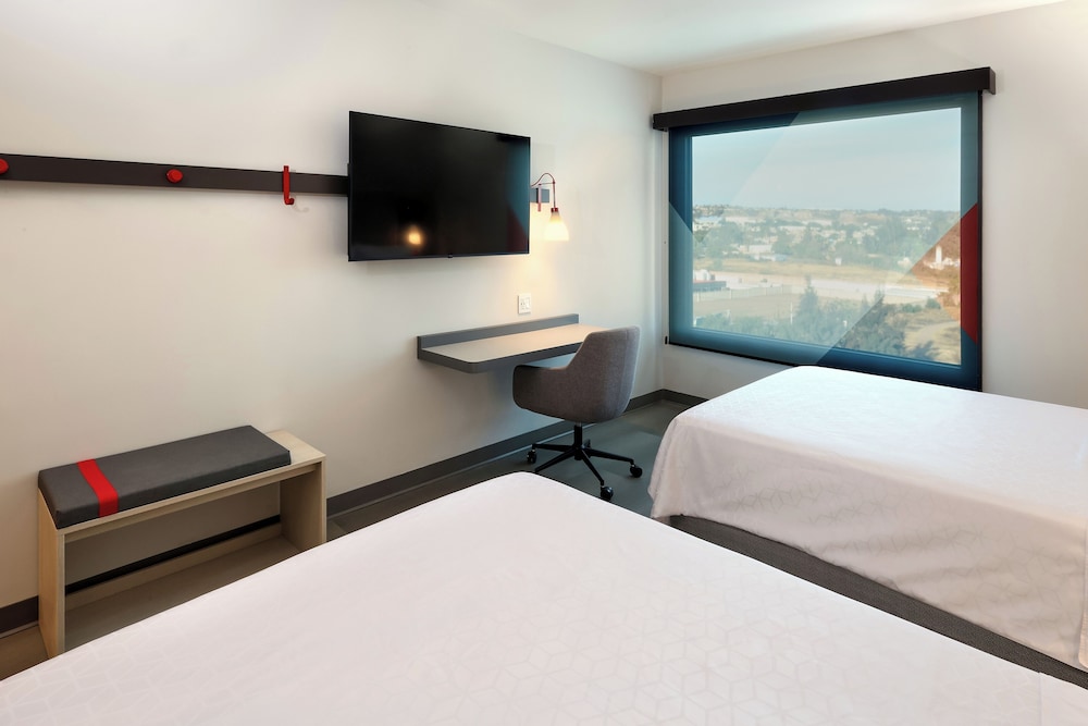 avid hotel Guadalajara Aeropuerto Norte by IHG