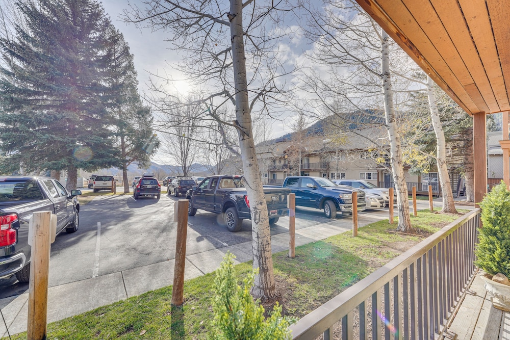 Ketchum Vacations - Ketchum Vacation Rental - Hike, Ski  Explore! - Property Image 7