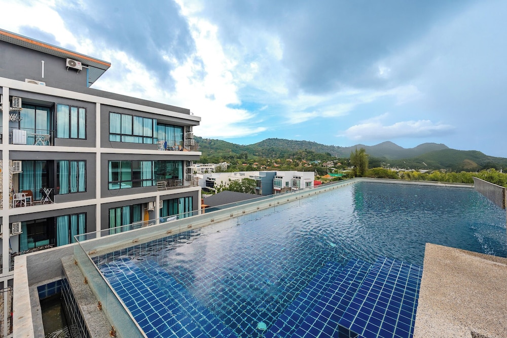 NaiHarn Beach Serene Nature Stay C186