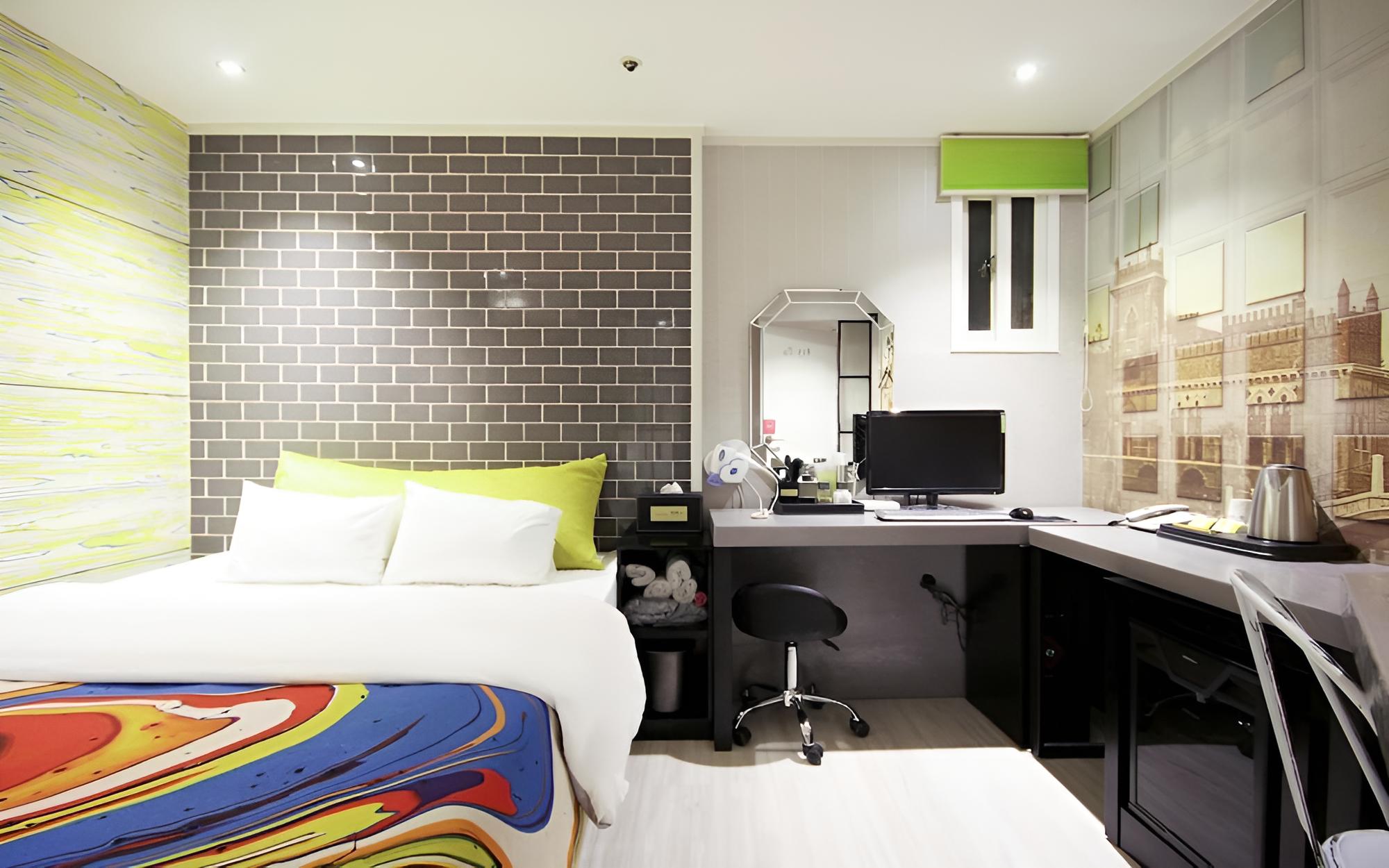 Changwon Haryeon Design Hotel view 2