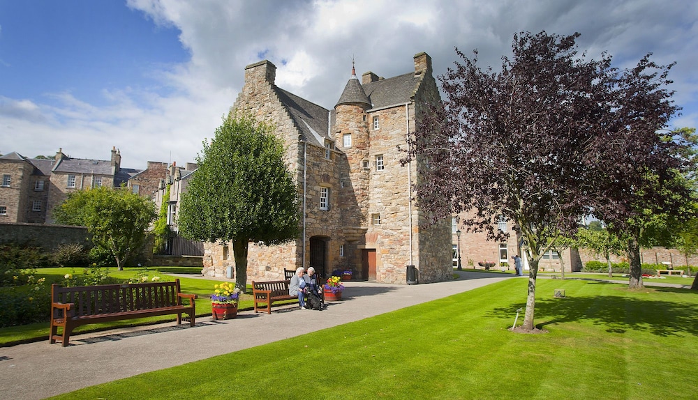 Larkhall Burn