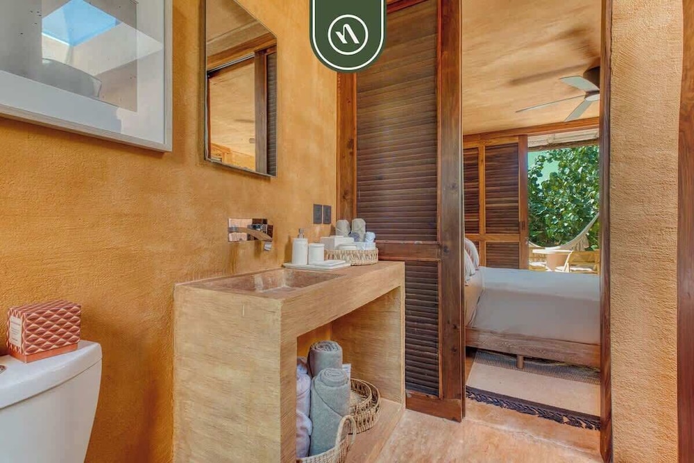 Stunning Two-bedroom Ocean View House - Mazul