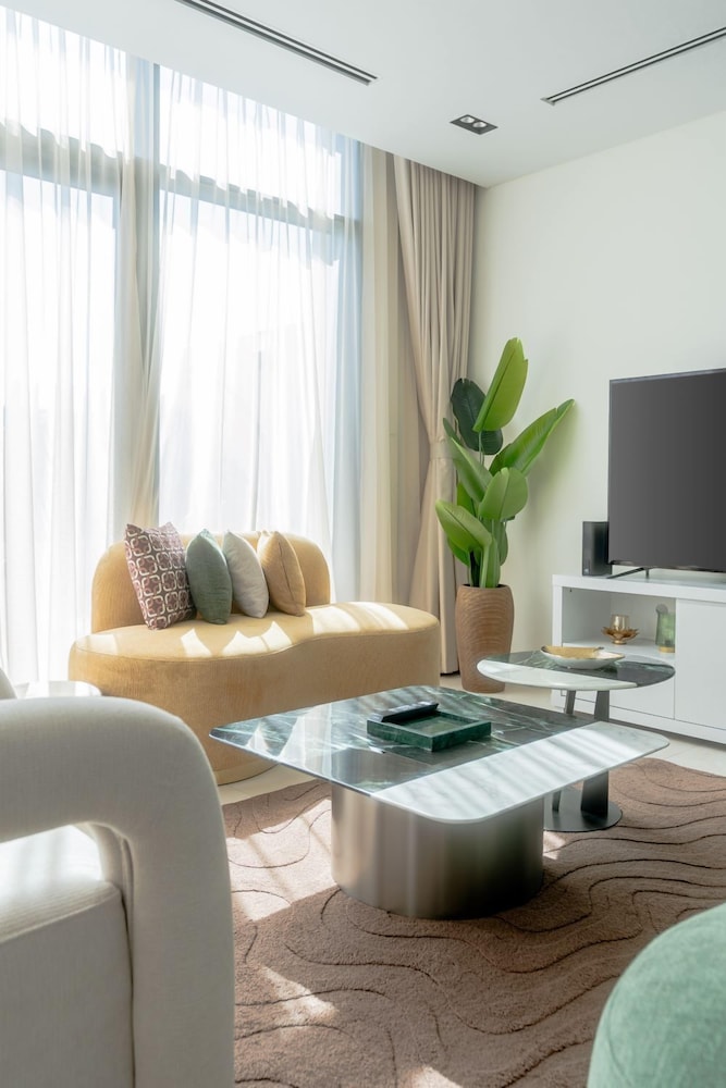 Luxury townhouse in Al Danah Bay