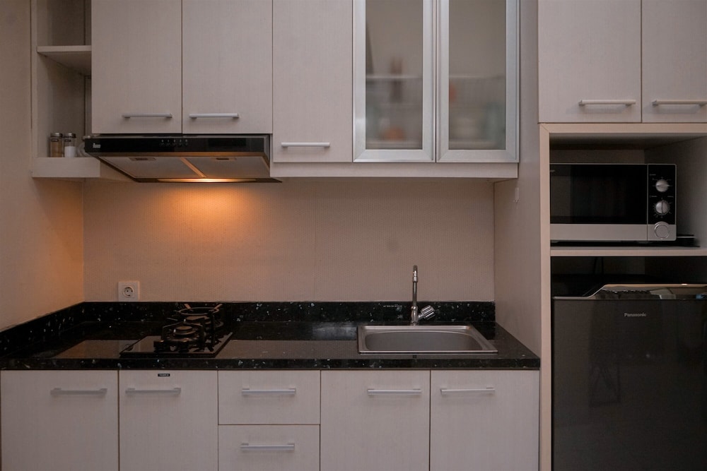 Cozy And Best Deal Studio Apartment Casa De Parco