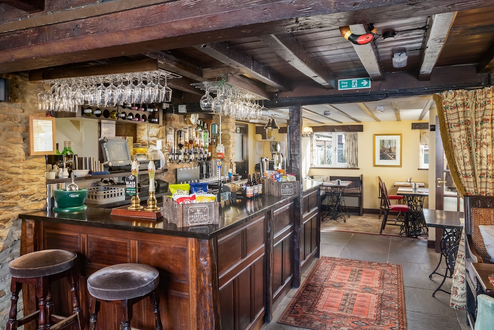 The Royal Oak Inn