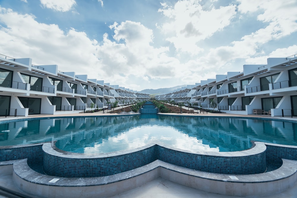 Pearl Island Homes