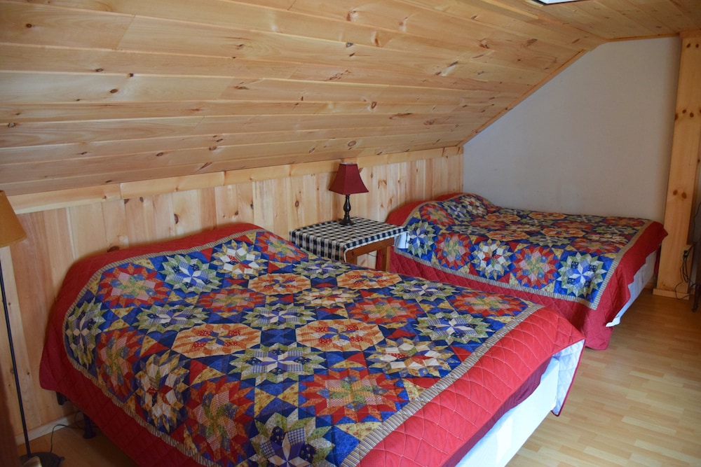 Townhouse Hotel