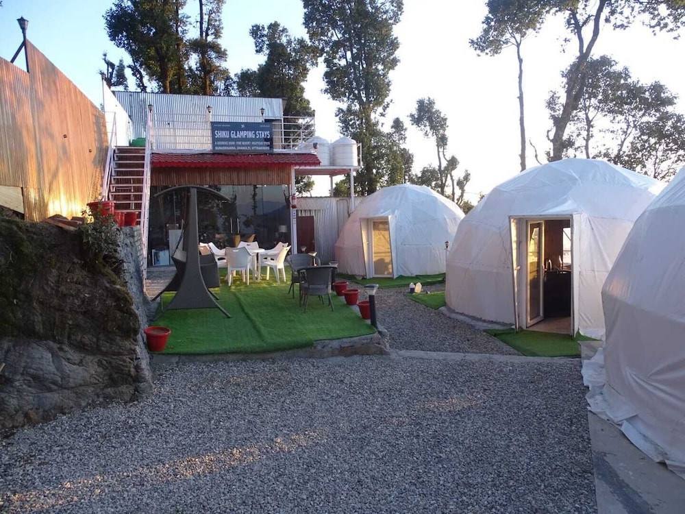 Shiku Glamping Stays
