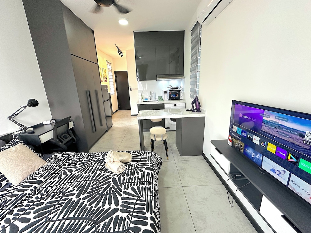 Neu Suites By Serenity Vacation Homes