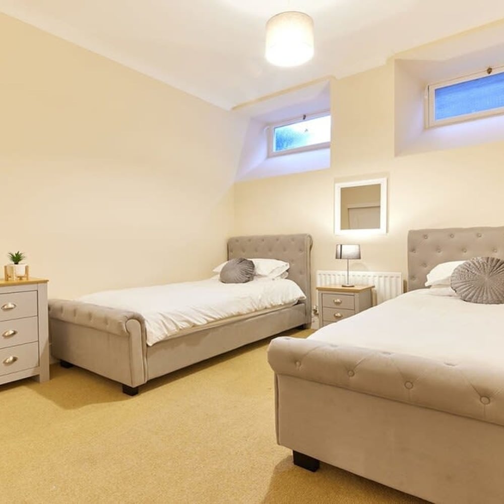Host Stay Hide Hill