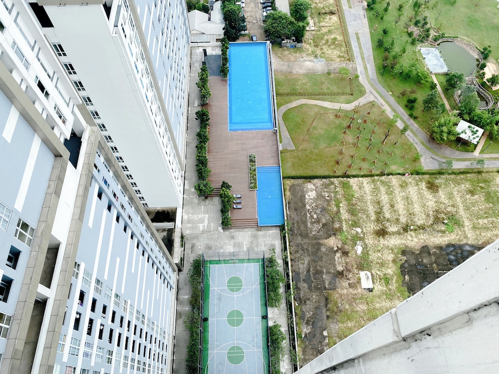 Modern Look And Restful 2Br Vasanta Innopark Apartment view 5