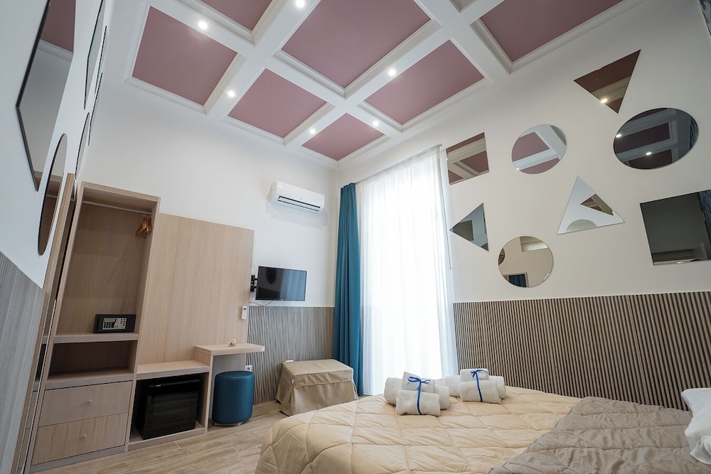 GREROS H. PORTO NAPOLI CENTRO by ClaPa Group Dislocated Hospitality