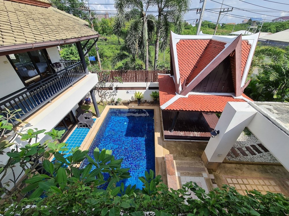 Ramida Pool Villa