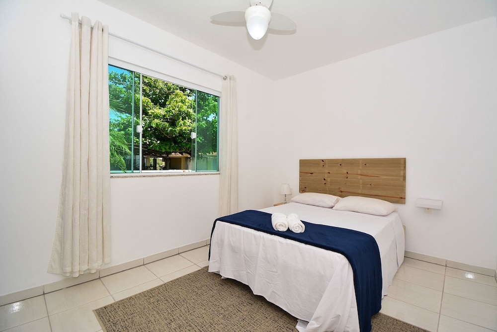 Casa com piscina a 250m da Praia PLH006